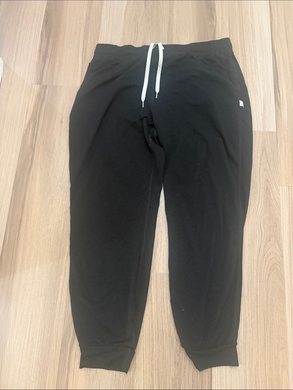 Vuori Black Halo Jogger Sweatpants